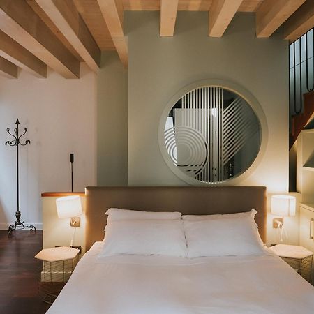 Prestige Boutique Homes - San Babila Milan Luaran gambar